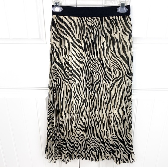 Cotton On Woven Daria Pleated Zebra Midi Skirt XS - Picture 2 of 7